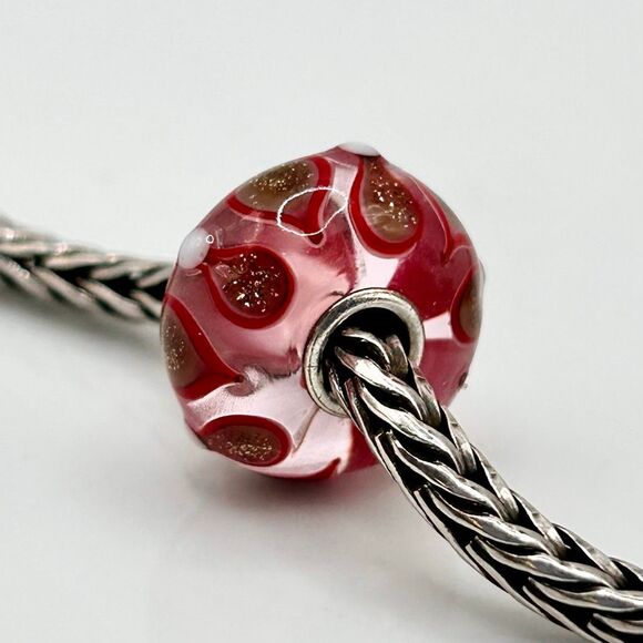 TROLLBEADS Red & Gold Glitter Christmas Winter Unique LAA 925S NEW! - Picture 2 of 6